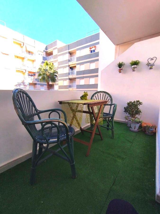 Colorful Apartment Torrevieja Exterior foto